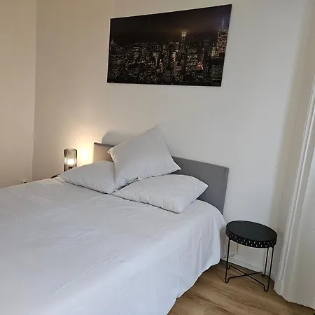 A Clichy Paris